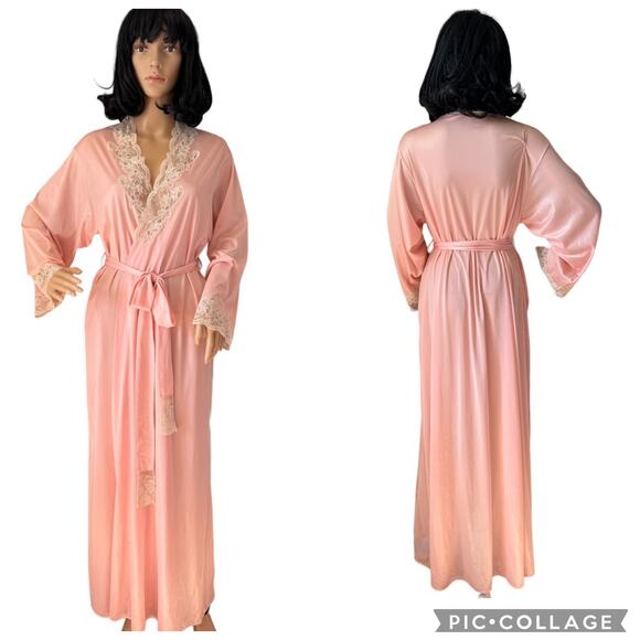 Vintage Lord & Taylor Ralph Montenero for Blanche Pink Lace Robe size M